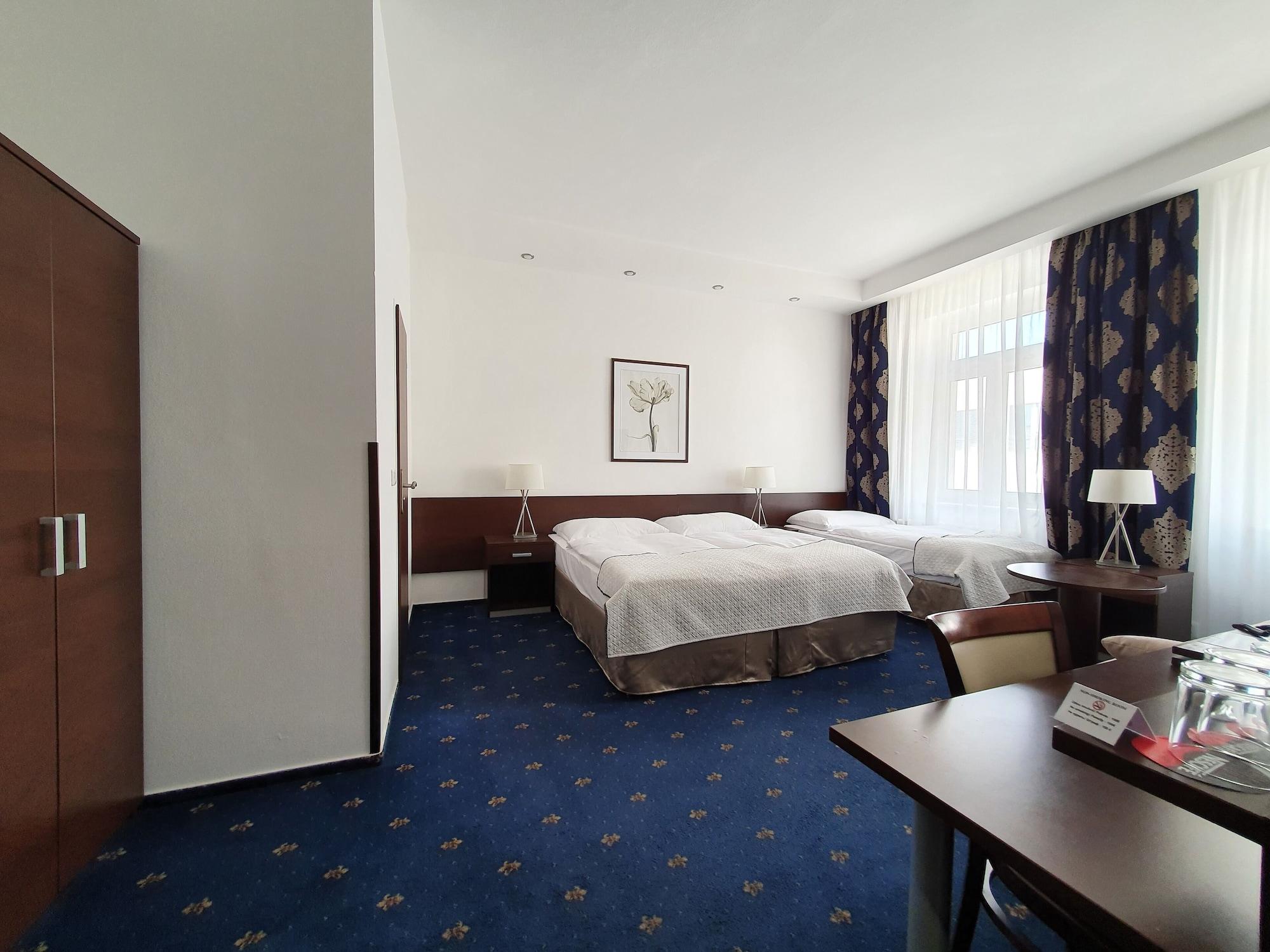 Royal Plaza 3* Praag